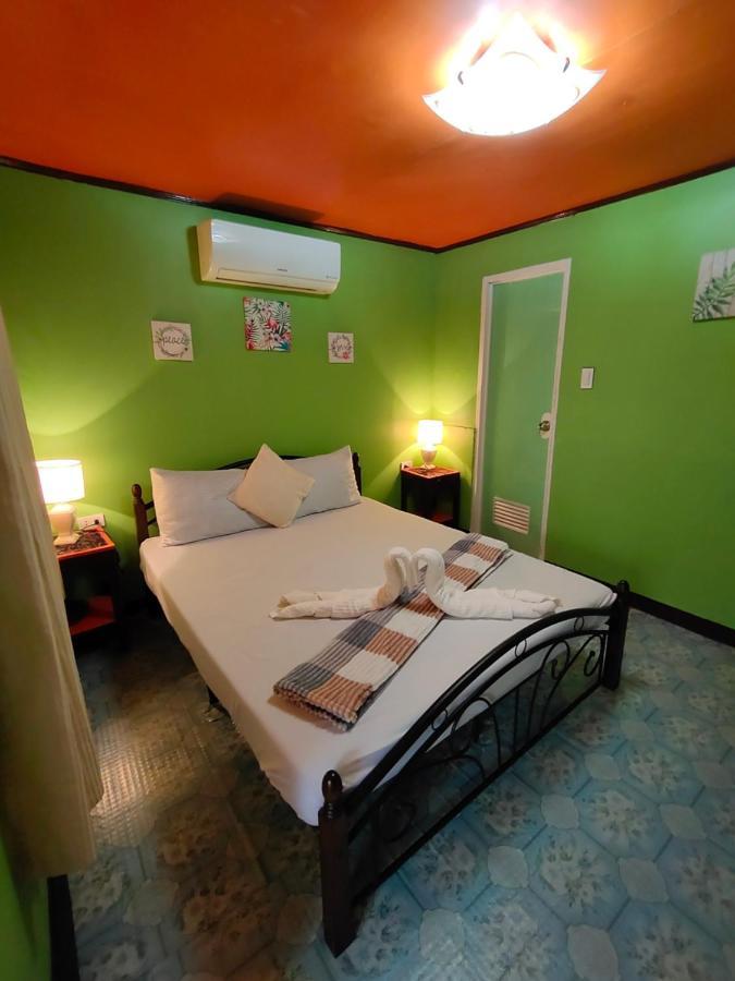 Adrianas Place Boutique Guesthouse Panglao Exterior foto