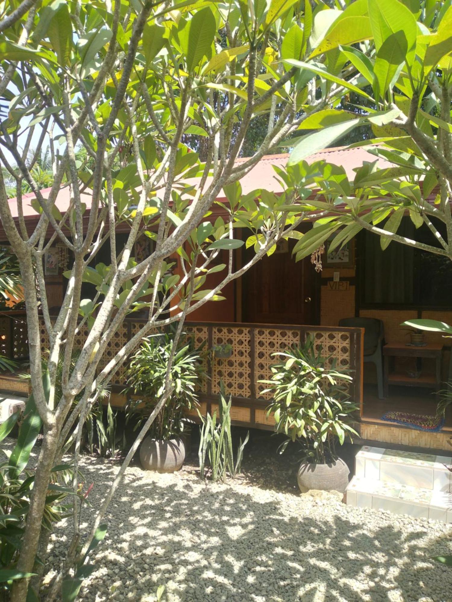 Adrianas Place Boutique Guesthouse Panglao Exterior foto