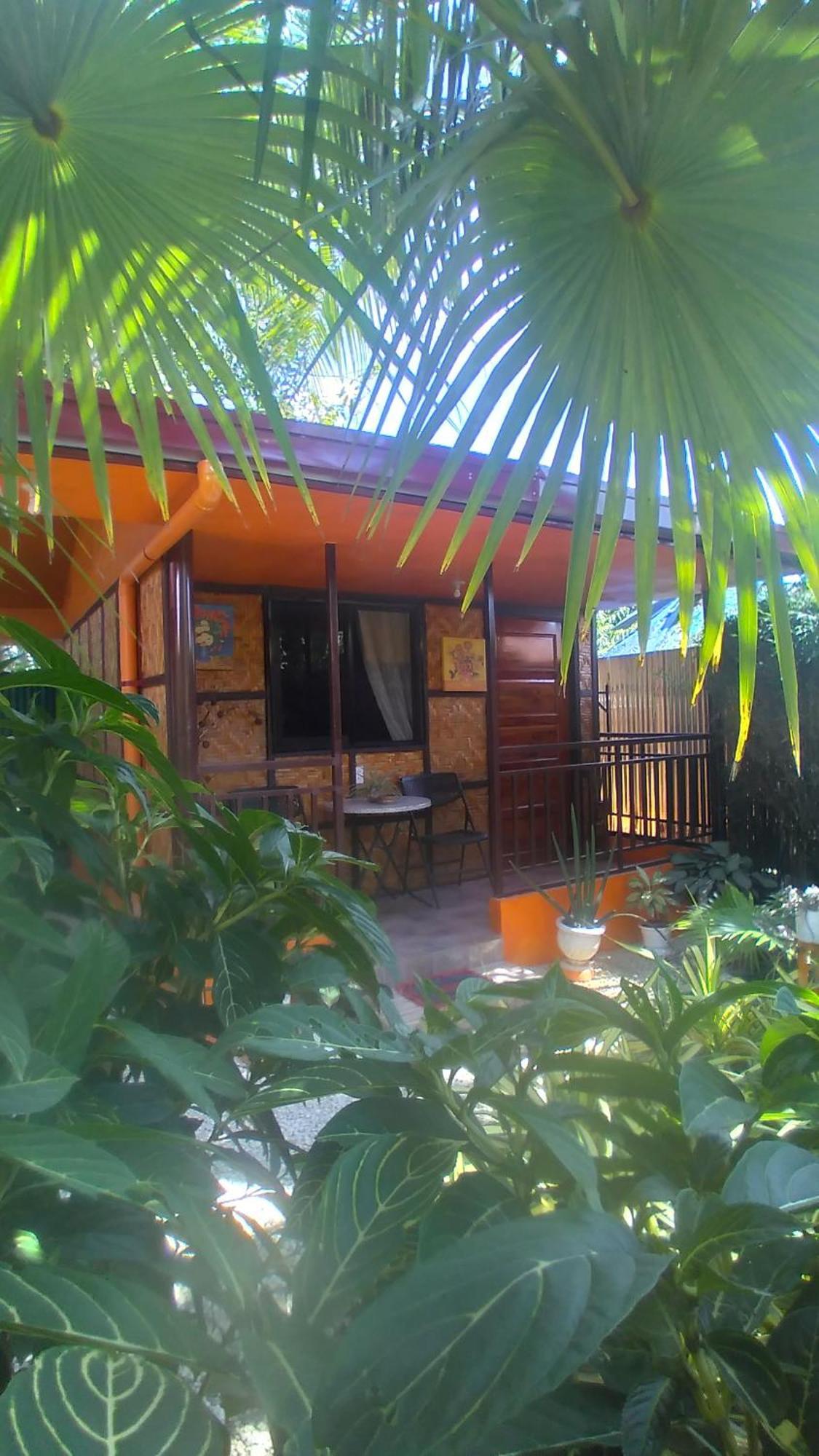 Adrianas Place Boutique Guesthouse Panglao Exterior foto