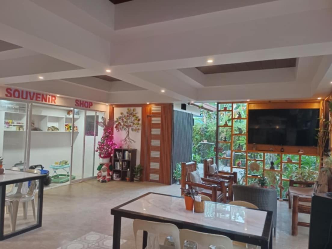 Adrianas Place Boutique Guesthouse Panglao Exterior foto